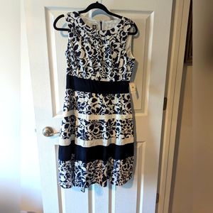 NWT Anne Klein sleeveless dress